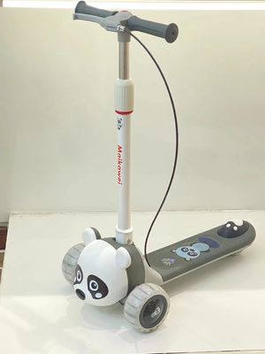 Lightweight Toddler Kids 3 Wheel Scooter With Led Light Eco Friendly