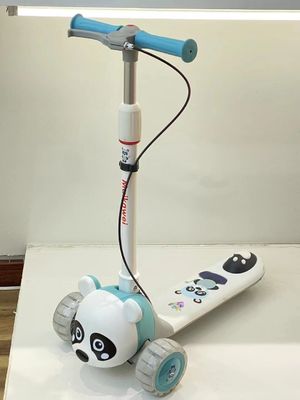 Lightweight Toddler Kids 3 Wheel Scooter With Led Light Eco Friendly